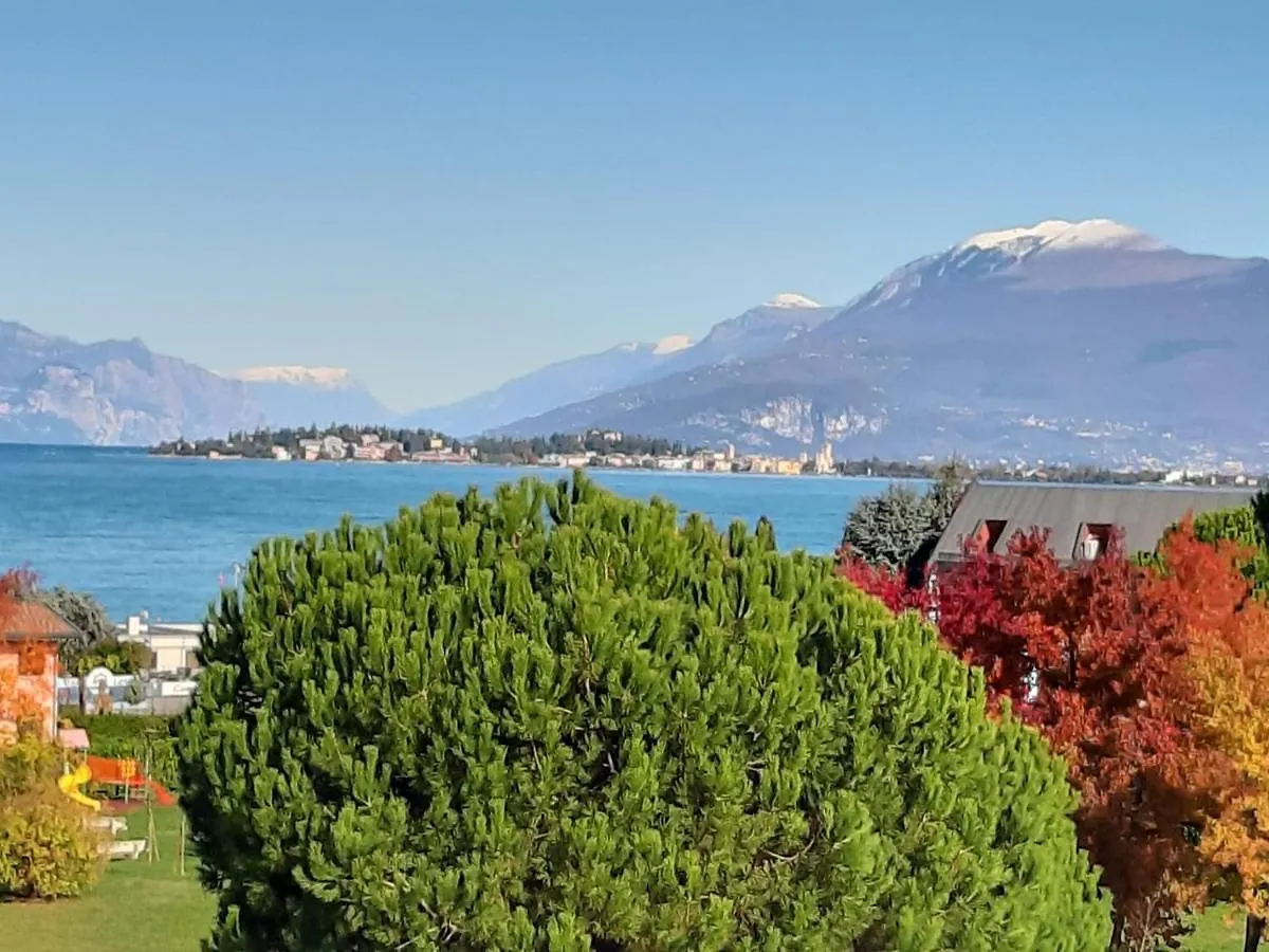 The Sunny Lake - Apartment With Pool Desenzano del Garda 0*,
