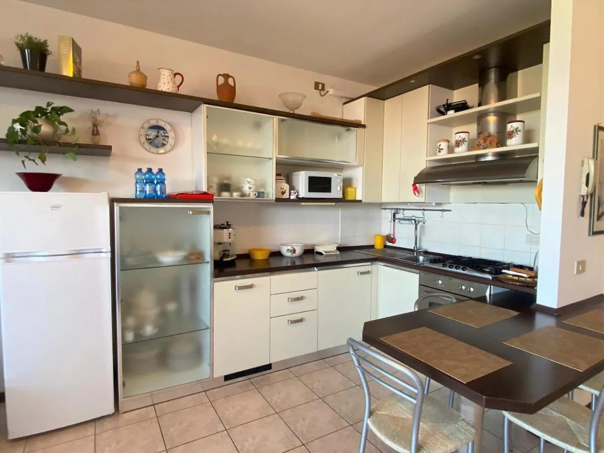 The Sunny Lake - Apartment With Pool Desenzano del Garda Itálie