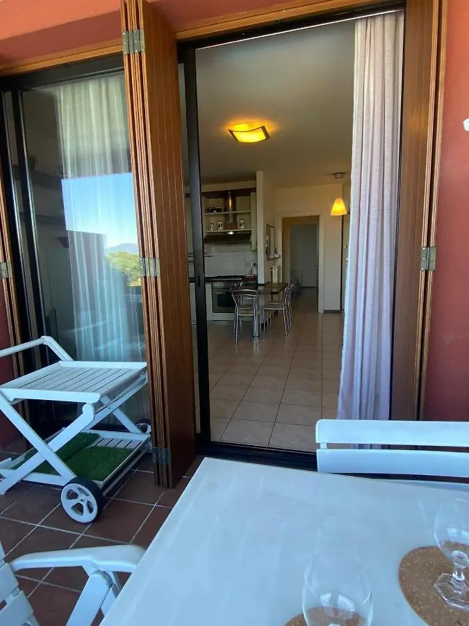 The Sunny Lake - Apartment With Pool Desenzano del Garda